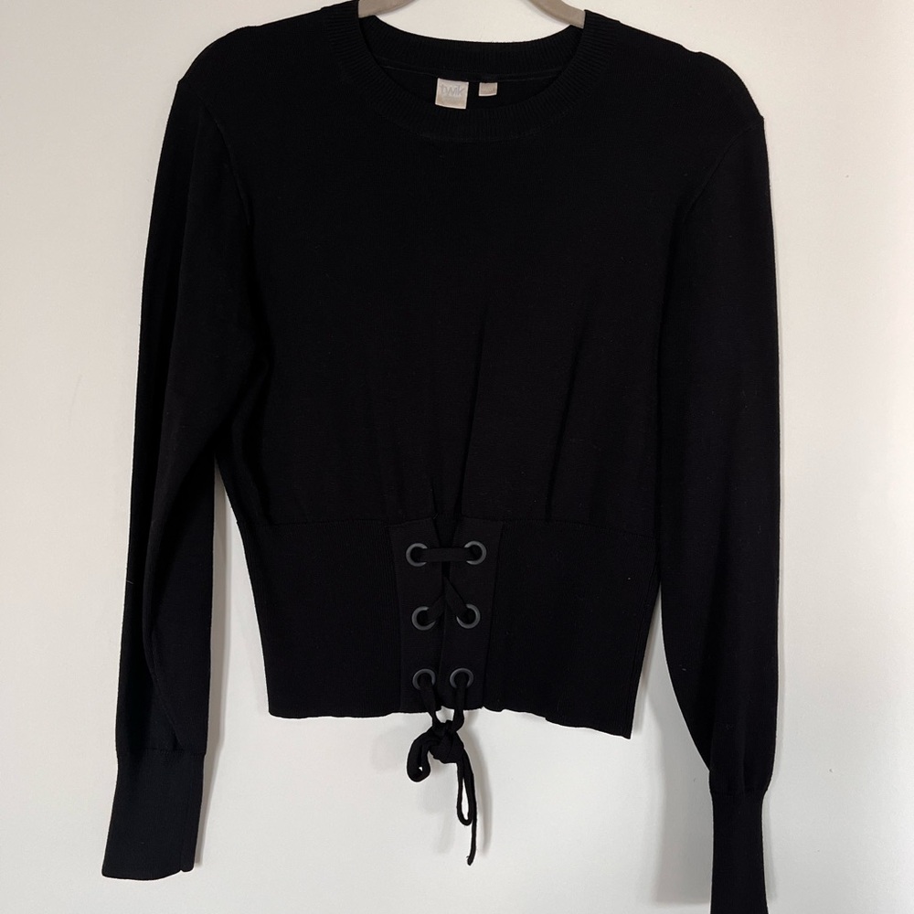 Black Twik sweater size M